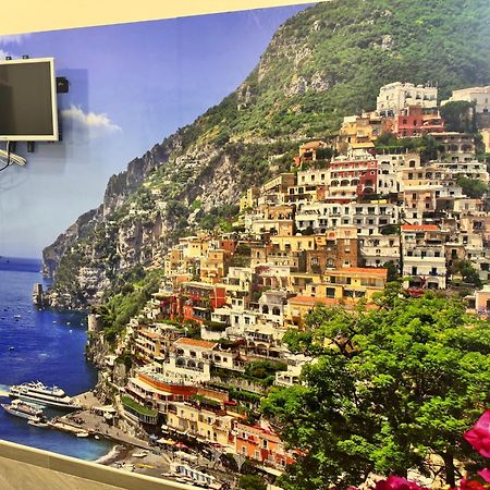 Di Vaio'S Apartments Naples Luaran gambar