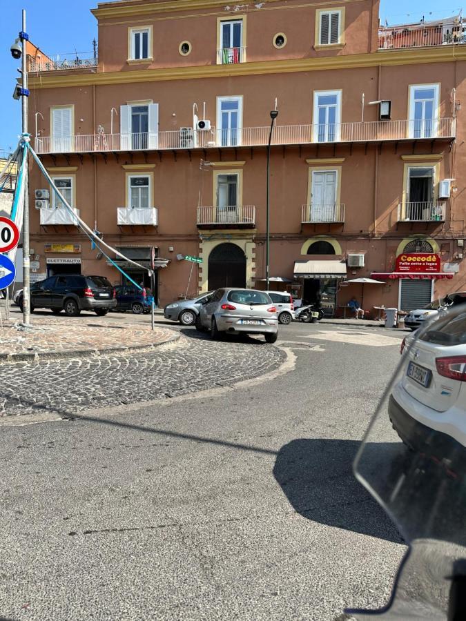 Di Vaio'S Apartments Naples Luaran gambar