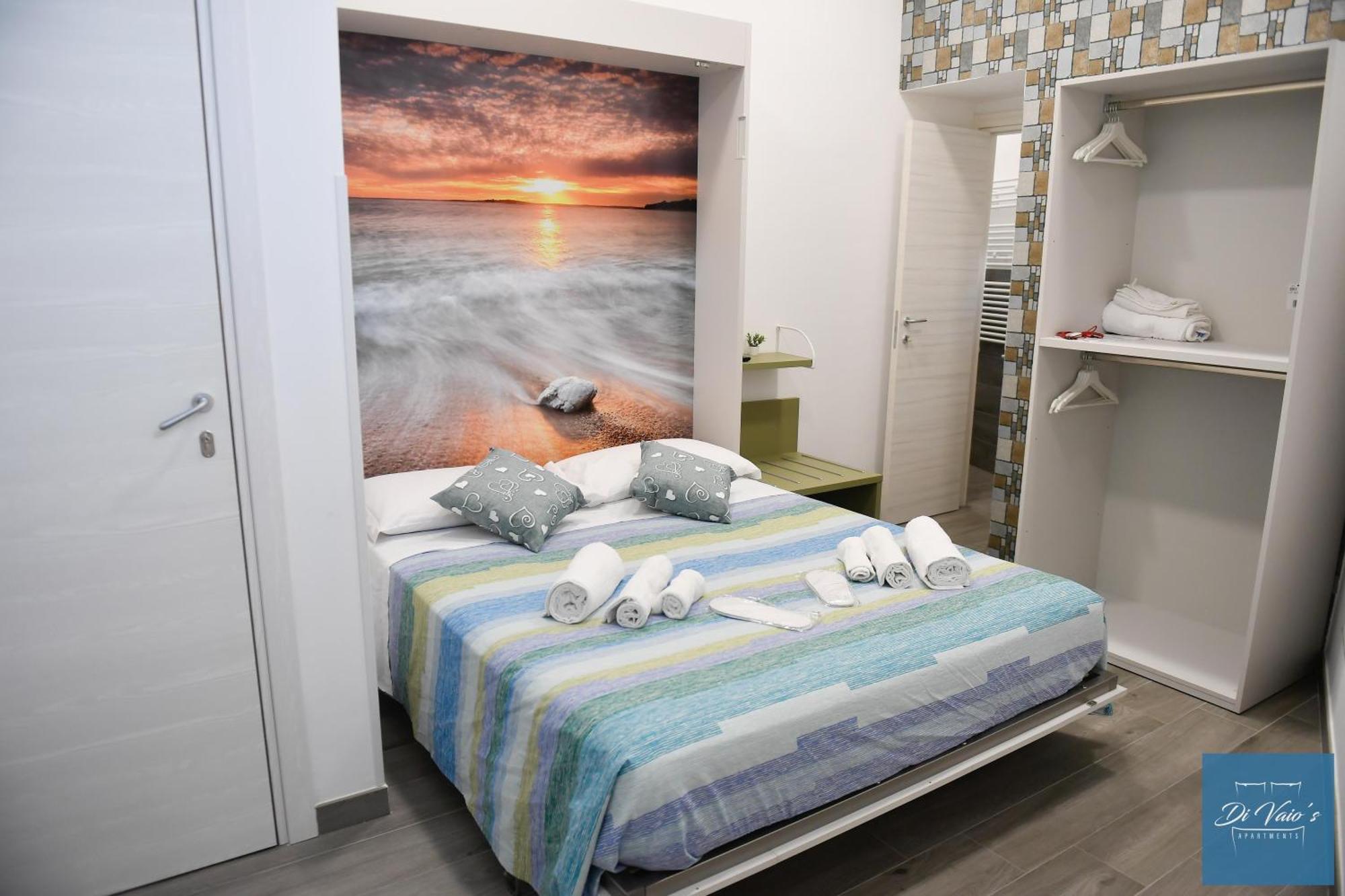 Di Vaio'S Apartments Naples Luaran gambar