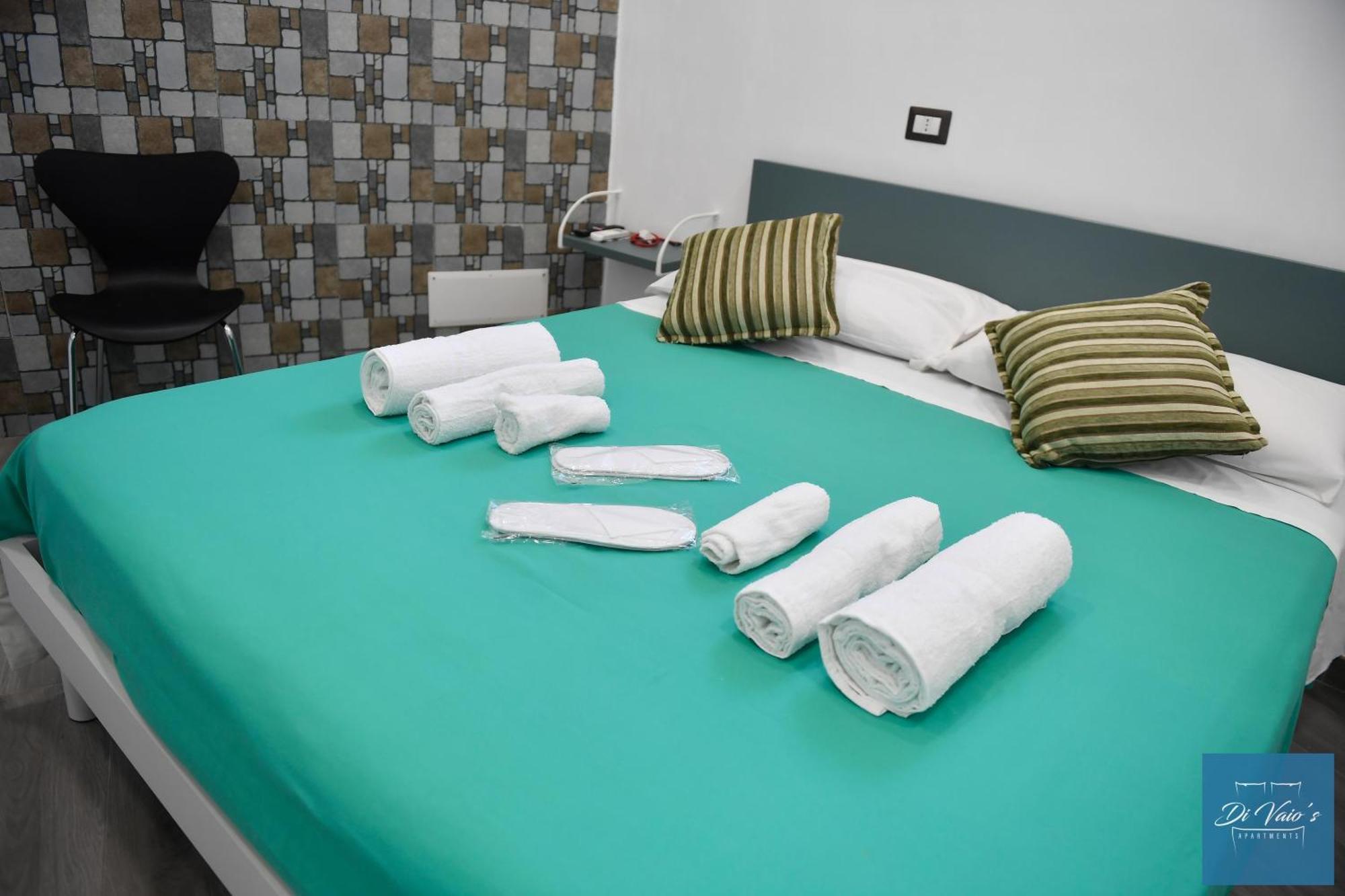 Di Vaio'S Apartments Naples Luaran gambar