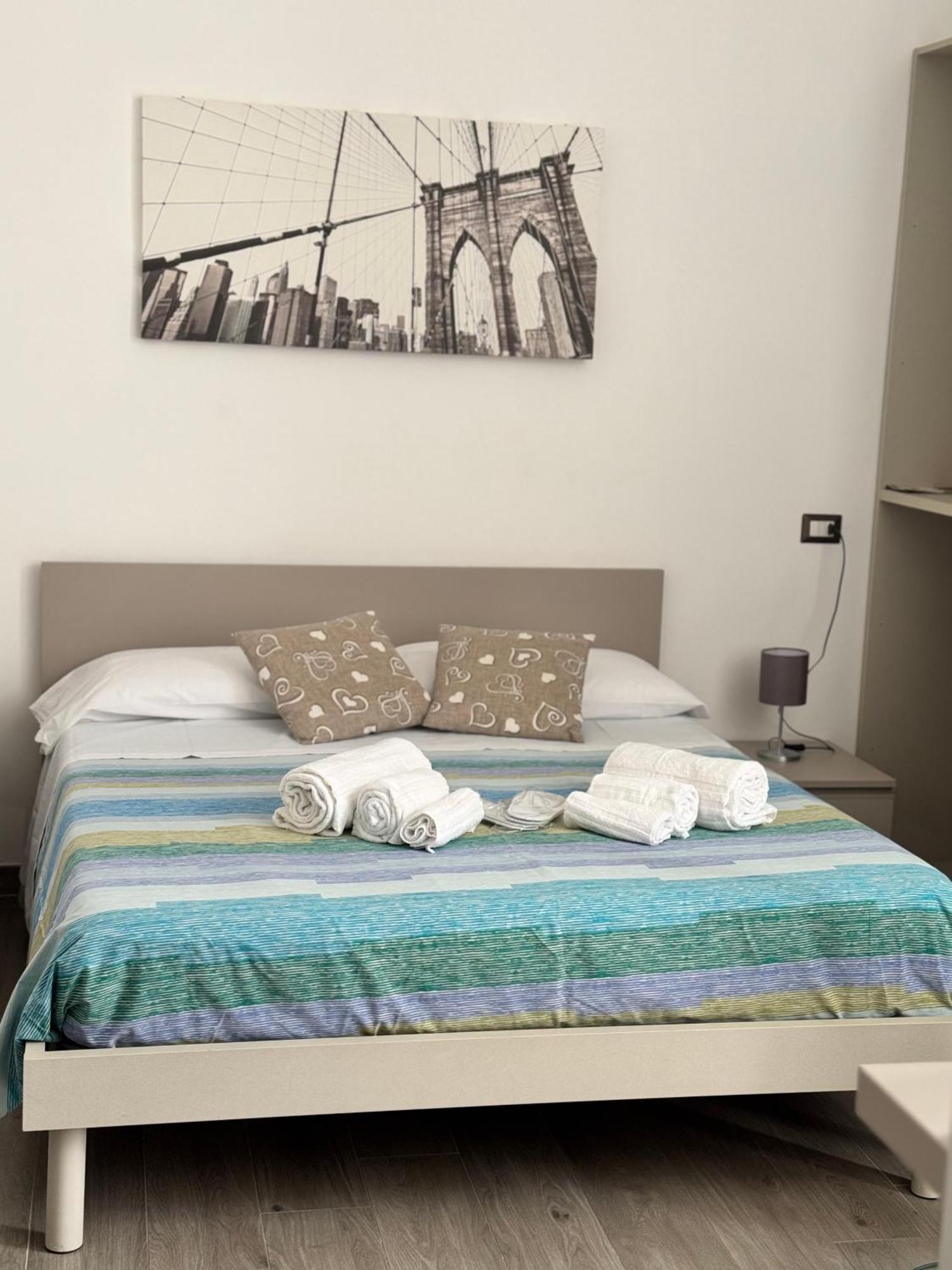 Di Vaio'S Apartments Naples Luaran gambar